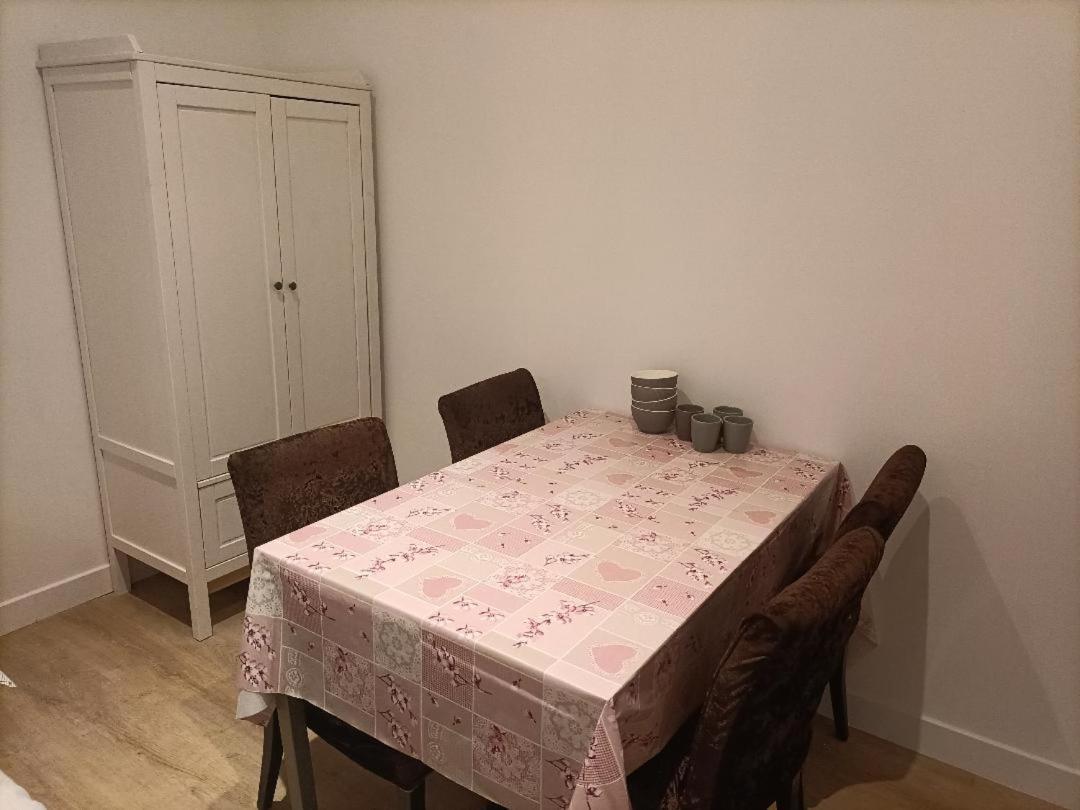 Bed and Breakfast A 7 Minutes De L'Aeroport Cdg 1 Thieux  Zewnętrze zdjęcie